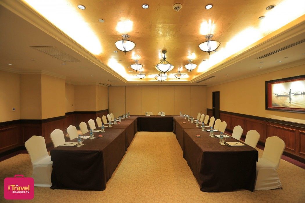 Sule Shangri-La, Yangon Exterior photo